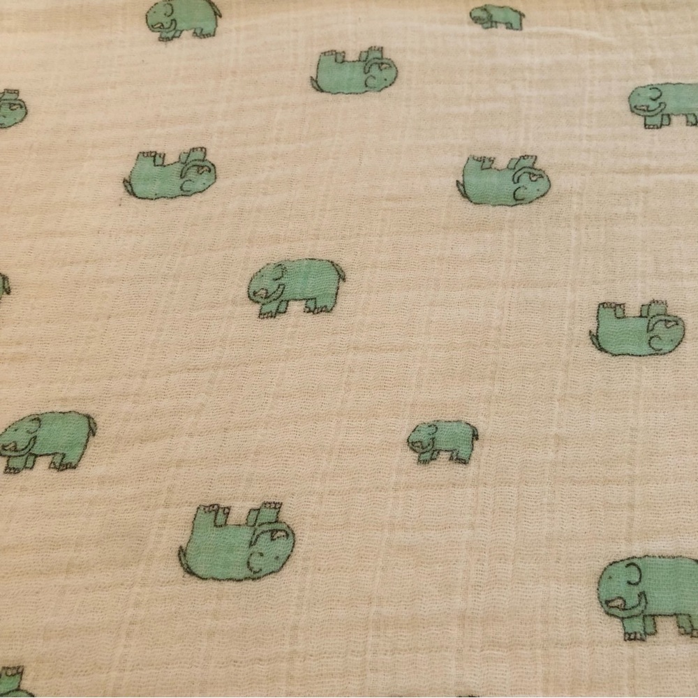 Aden + Anais 100% cotton swaddle baby blanket burp cloth etc turquoise elephants
